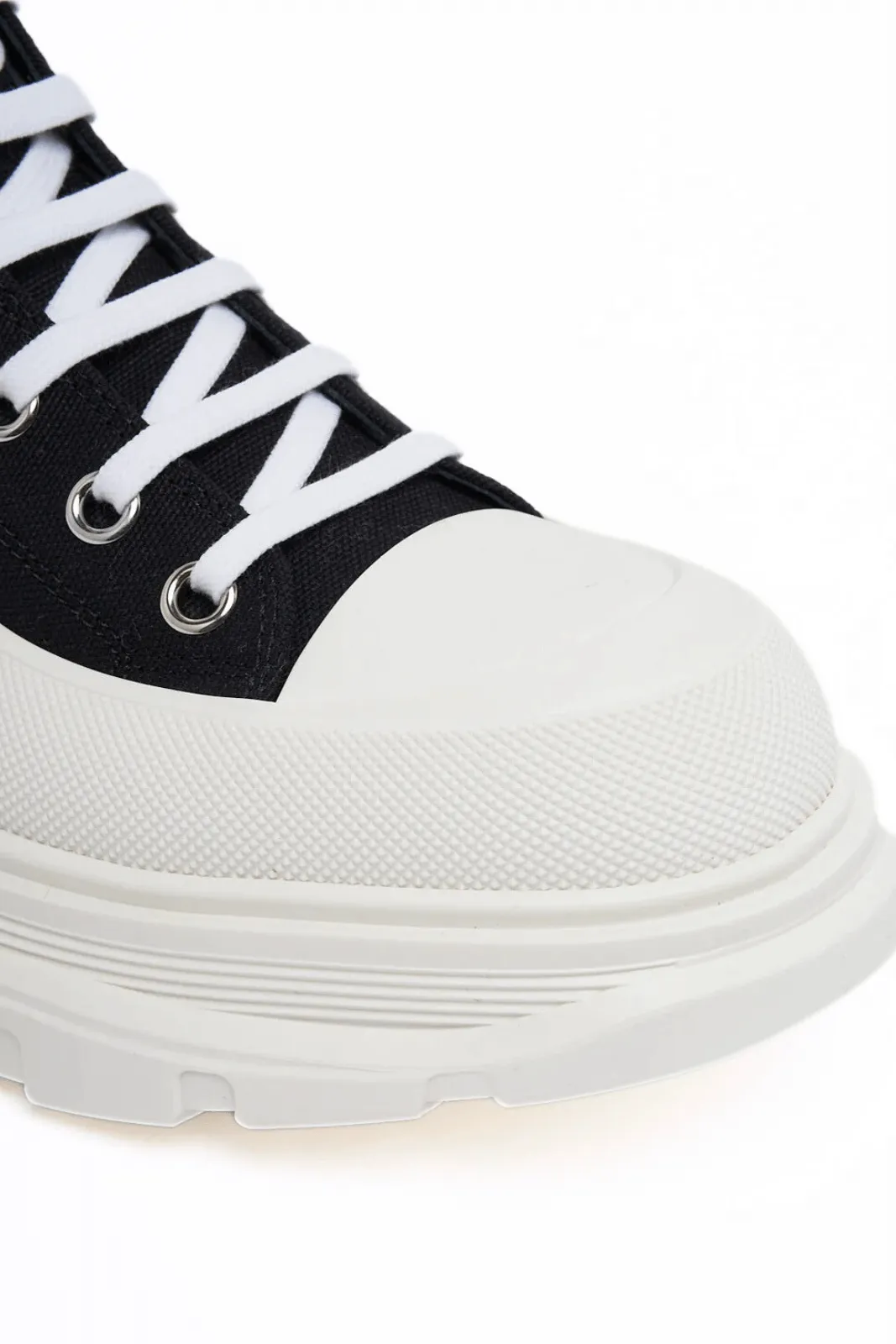 Alexander McQueen Tread Slick High-Top Man Sneakers Black White