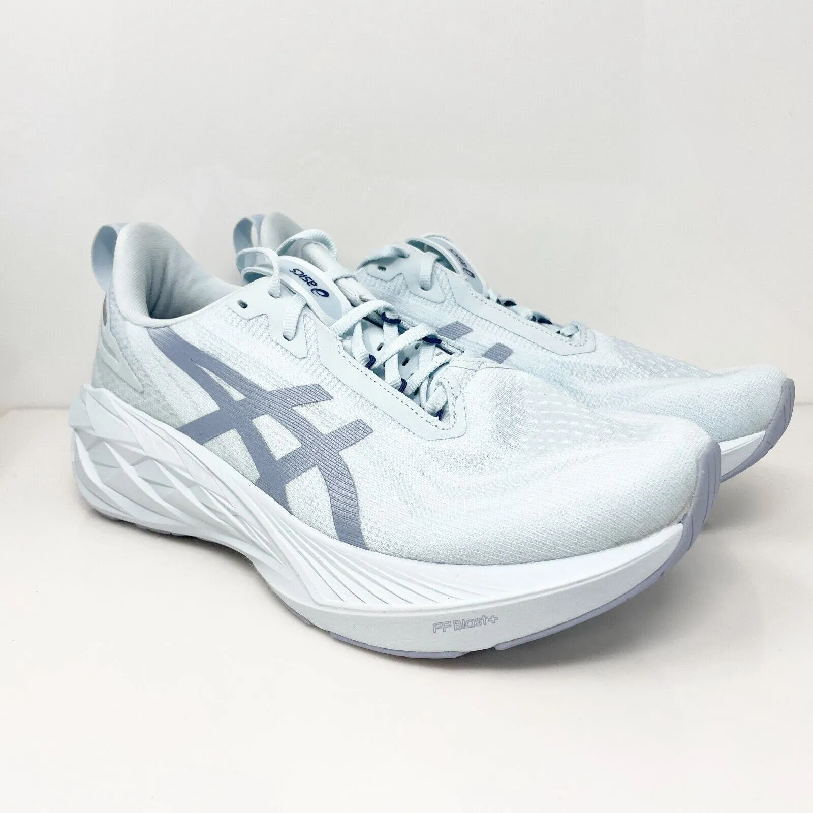 Asics Mens Novablast 4 LE 1011B887 Gray Running Shoes Sneakers Size 11.5