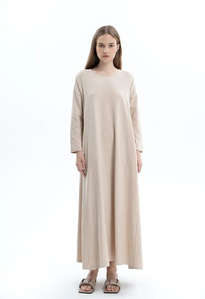 Classic Round Neck Solid Maxi Dress