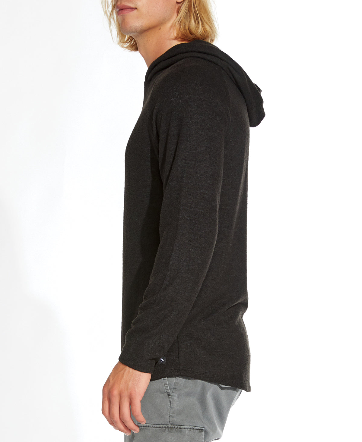 Deswell Haachi Hoodie (Black)