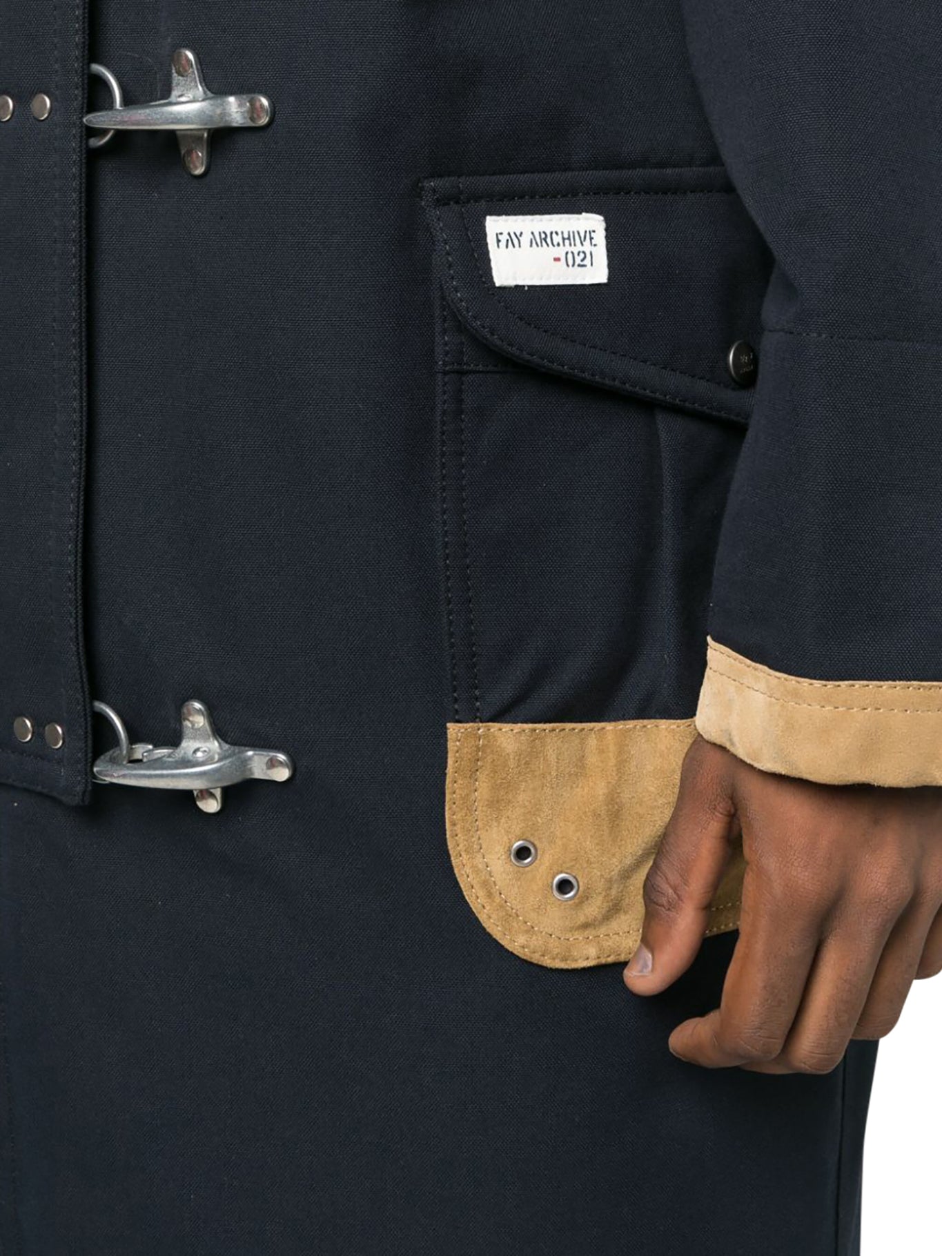 Duffle coat with spread collar