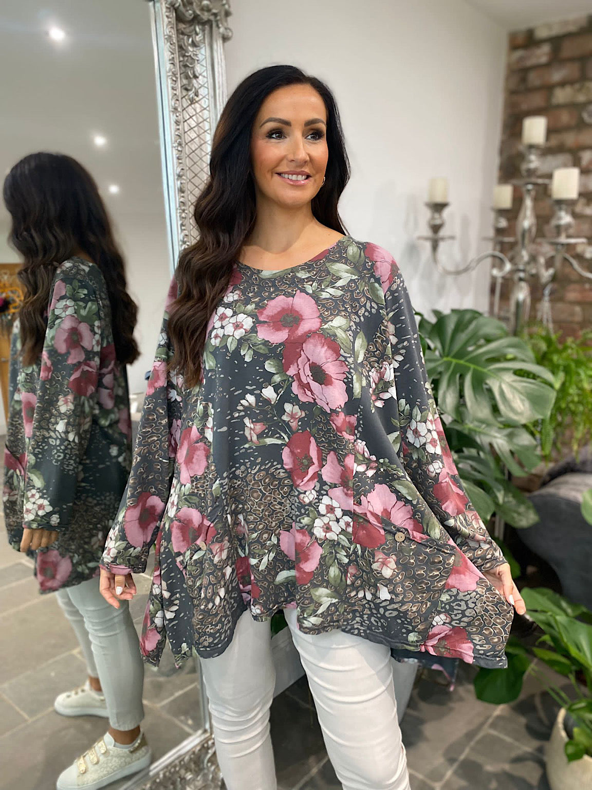 Floral Animal Print Sweatshirt Pia