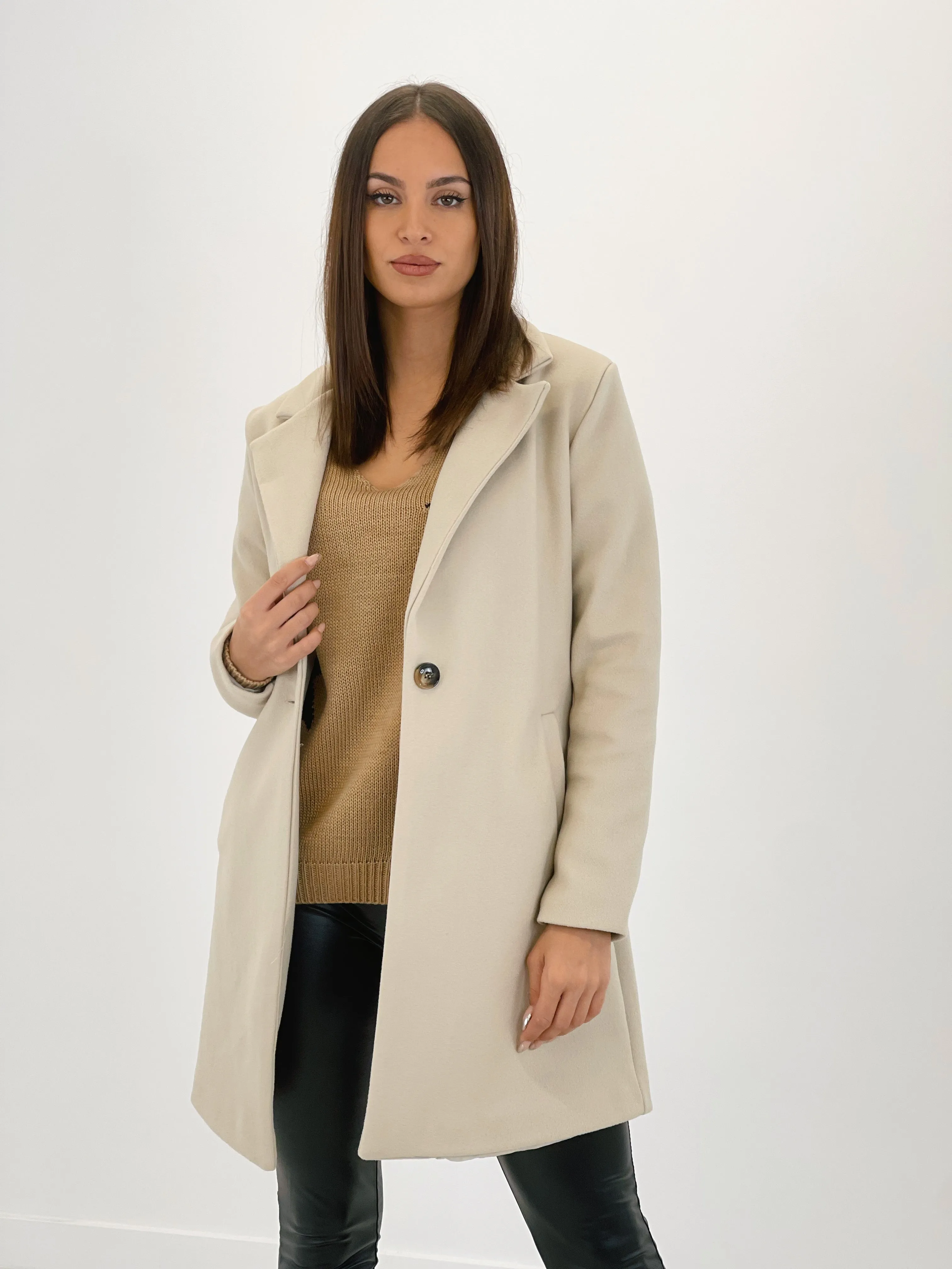 Lapel coat