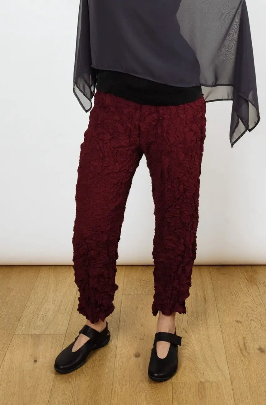 Moth Biggie Pants | Burgandy