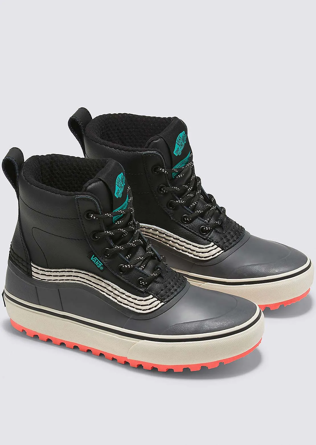 Vans Unisex Standard Mid Snow MTE Winter Boots