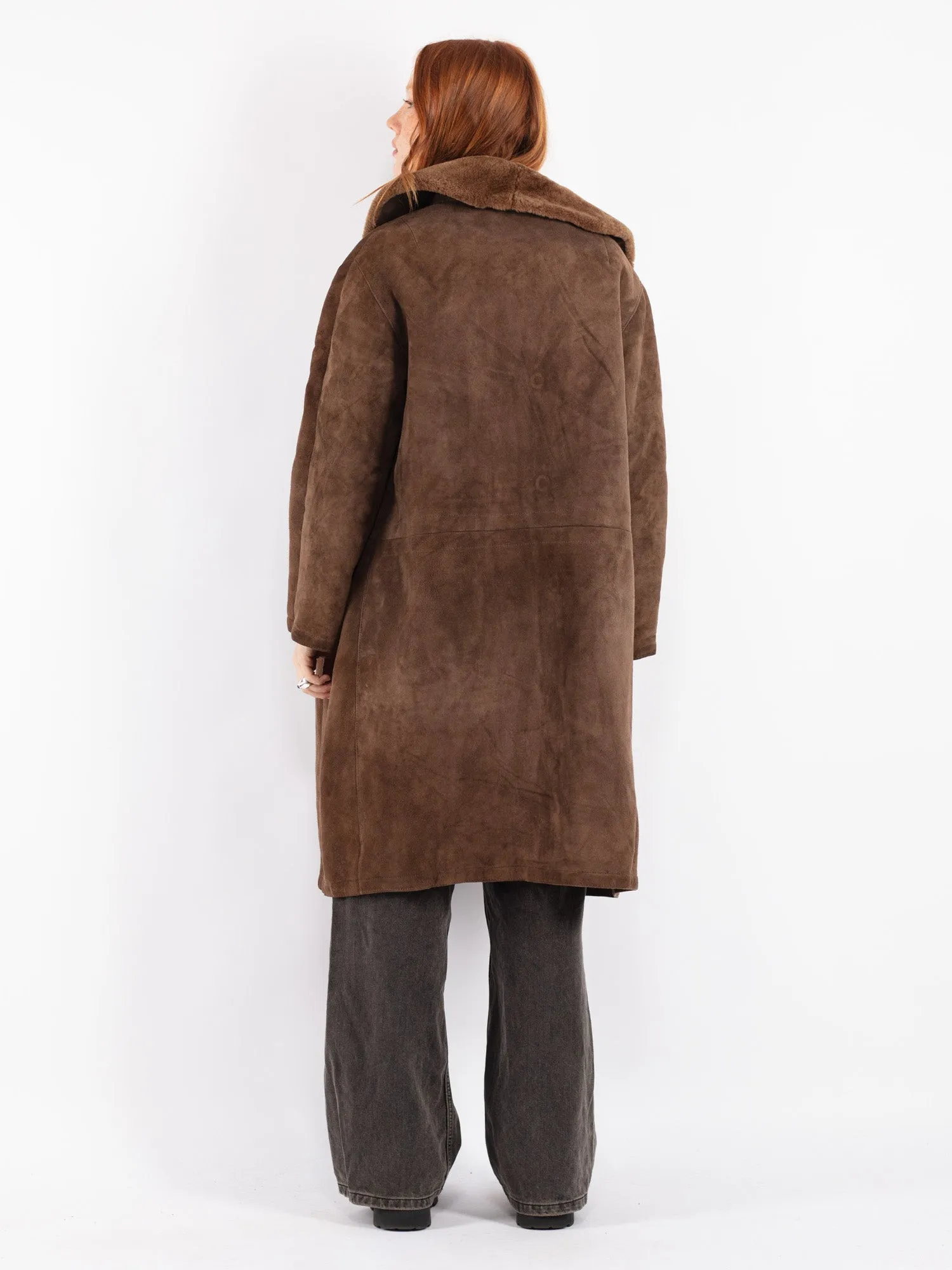 Vintage 70's Women Oversized Sheepskin Coat in Brown