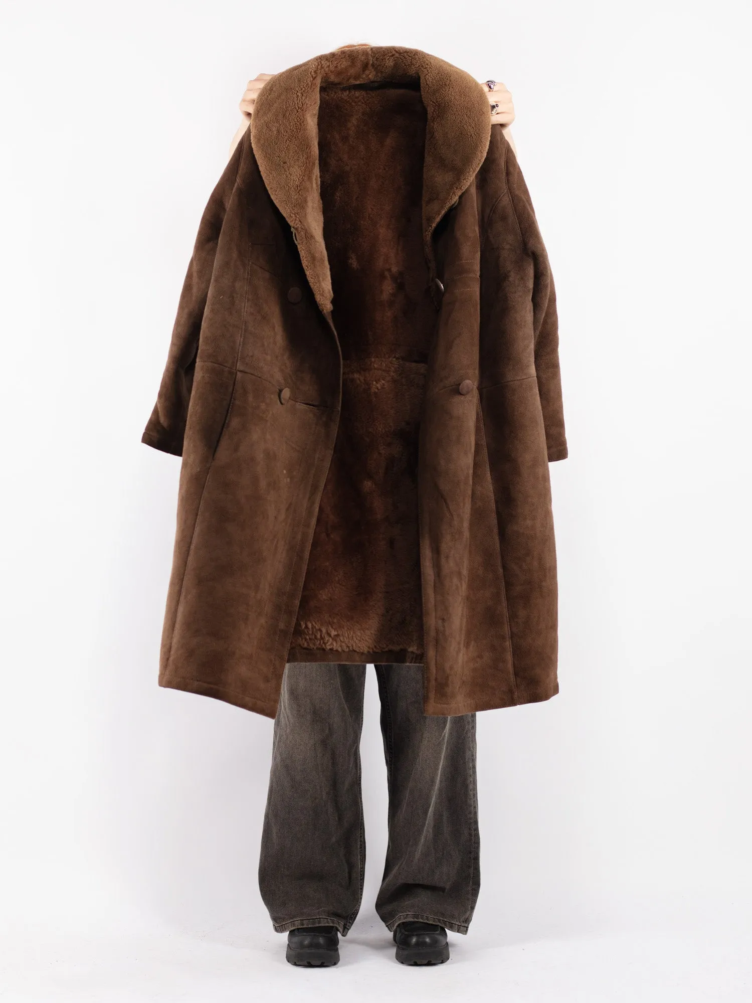 Vintage 70's Women Oversized Sheepskin Coat in Brown