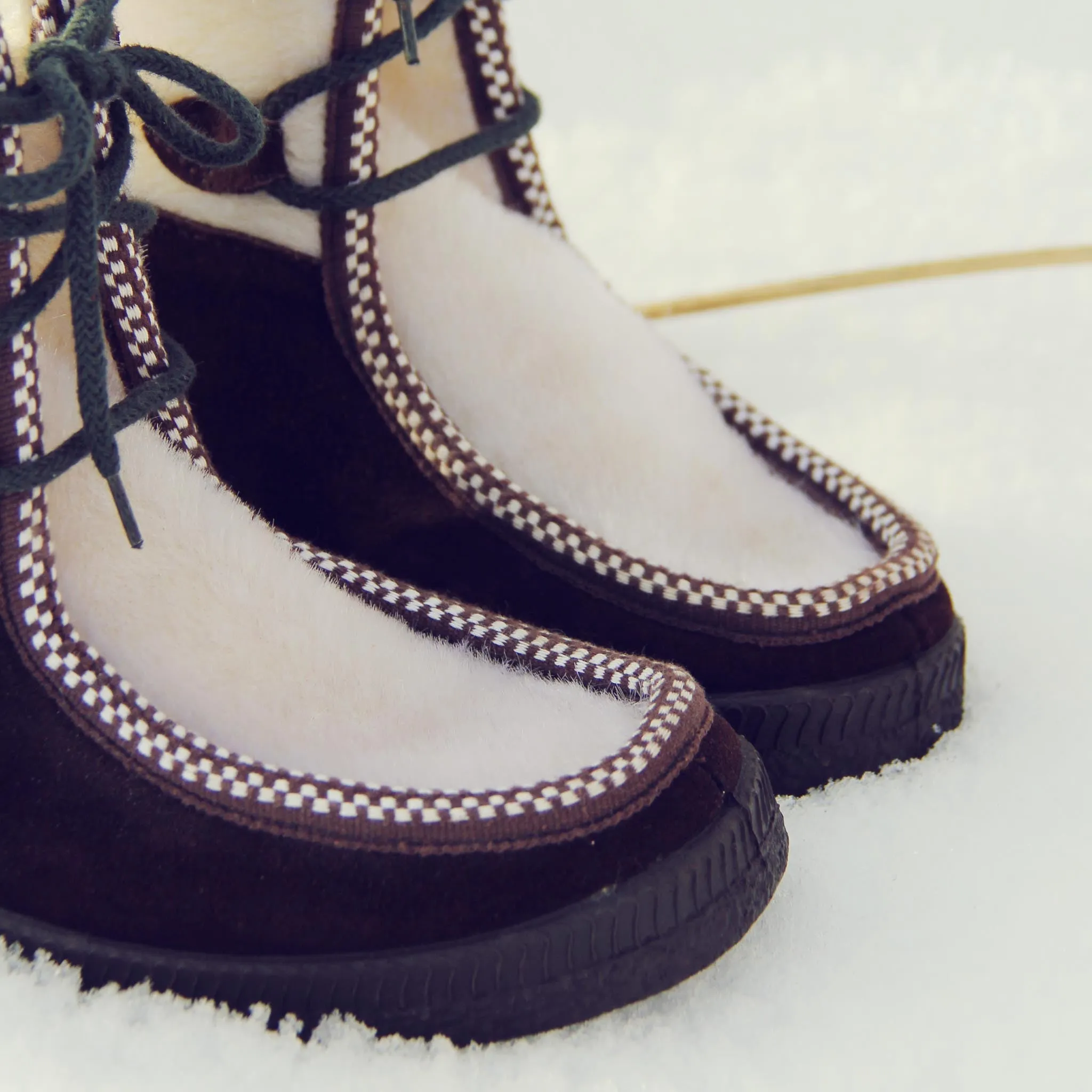 Vintage Ski Lounger Boots