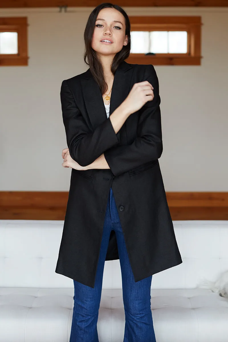 Wingtip Coat - Black Linen