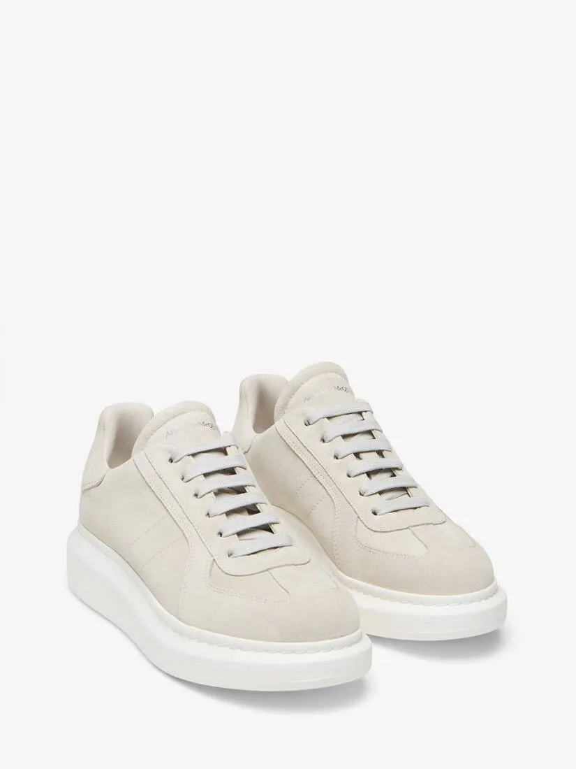 Women's Oversized Sneaker in Beige